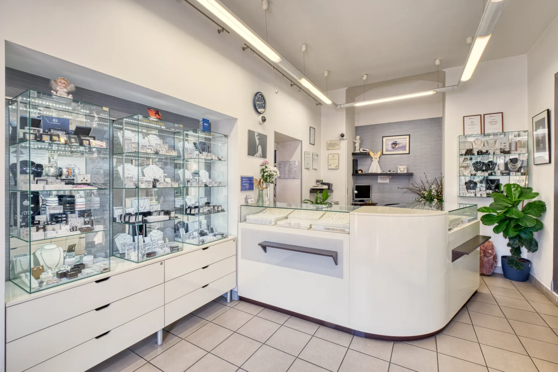 Zlatnictvi janka prodejna 4